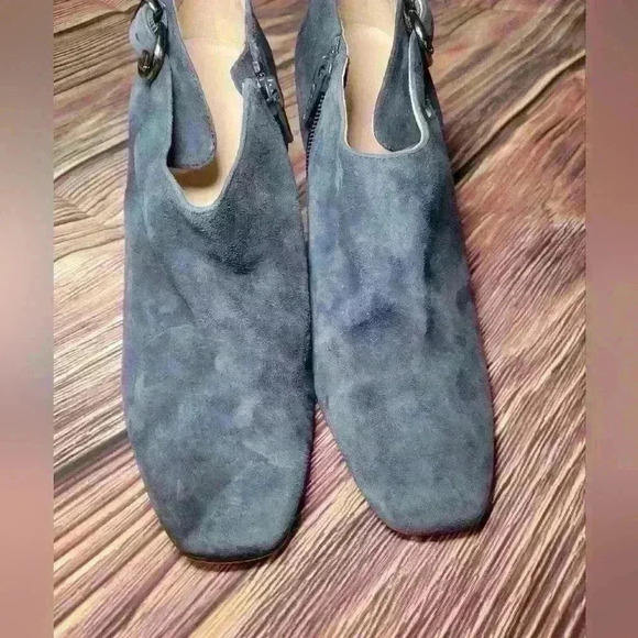 27 Edit Woman's penny square toe buckle bootie blue suade sz 7.5 - Picture 2 of 5